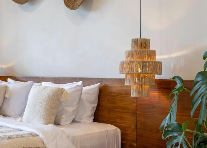 4br Villa, Private Pool, Walk To * Canggu
