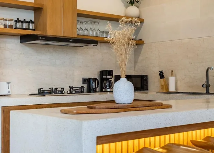 Apartamento 4br Villa, Private Pool, Walk To *