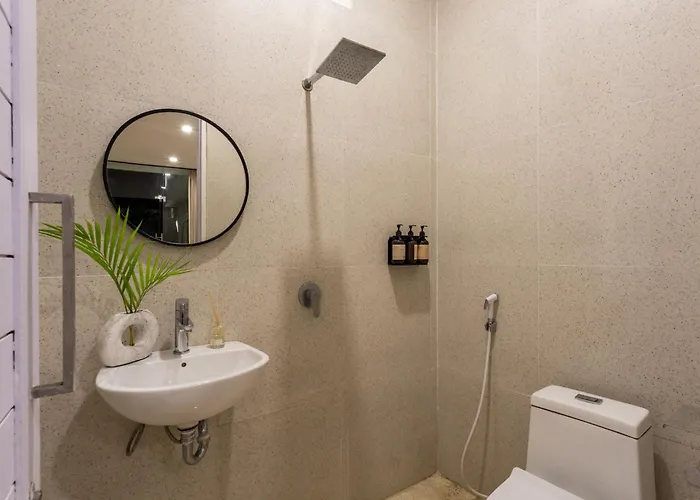 4br Villa, Private Pool, Walk To Apartamento