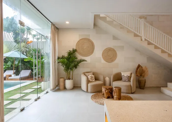 4br Villa, Private Pool, Walk To * Canggu